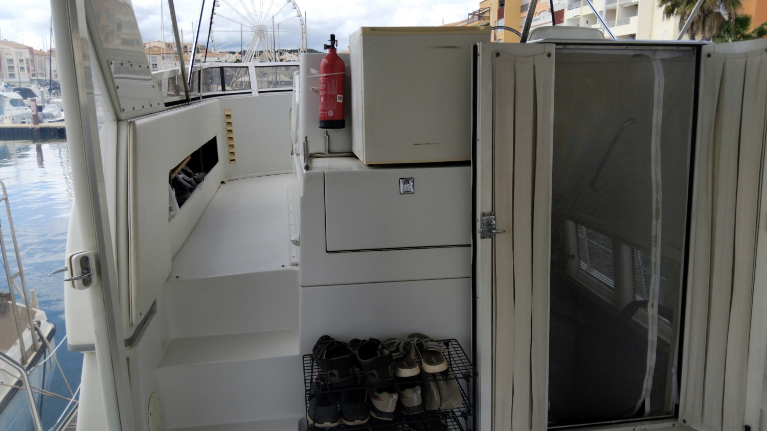 photo Carver 406 Motor Yacht