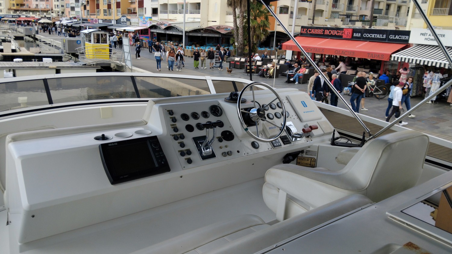 photo Carver 406 Motor Yacht