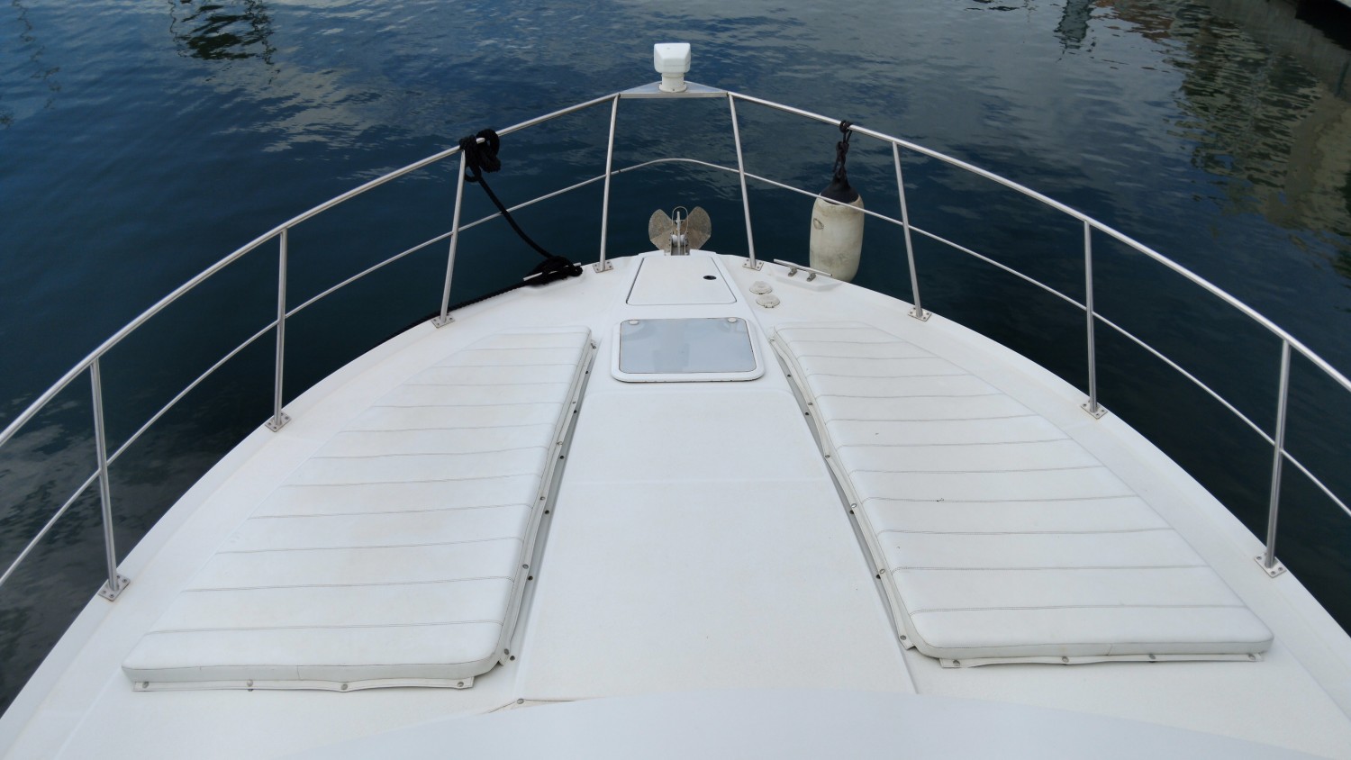 photo Carver 406 Motor Yacht