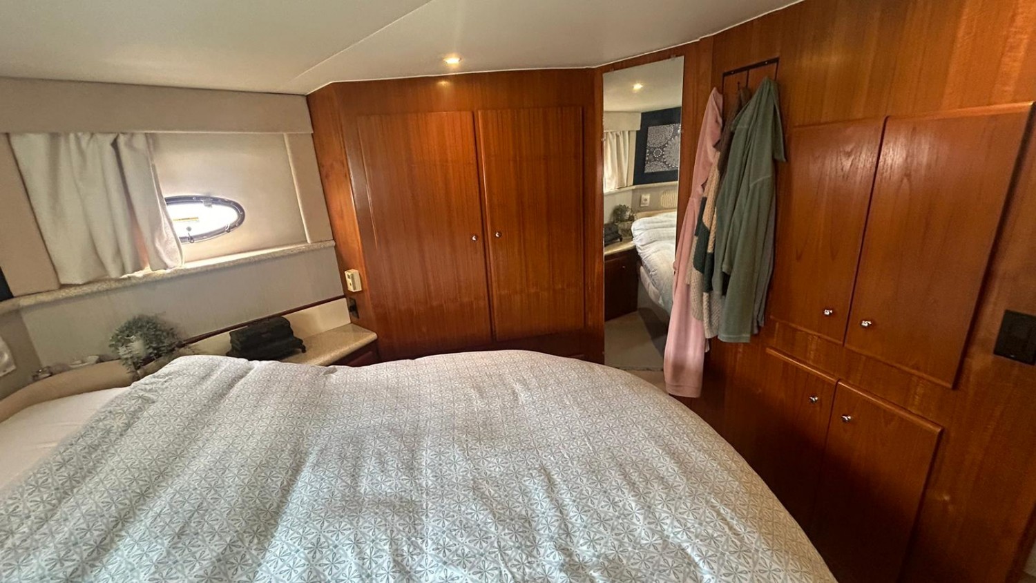 photo Carver 406 Motor Yacht