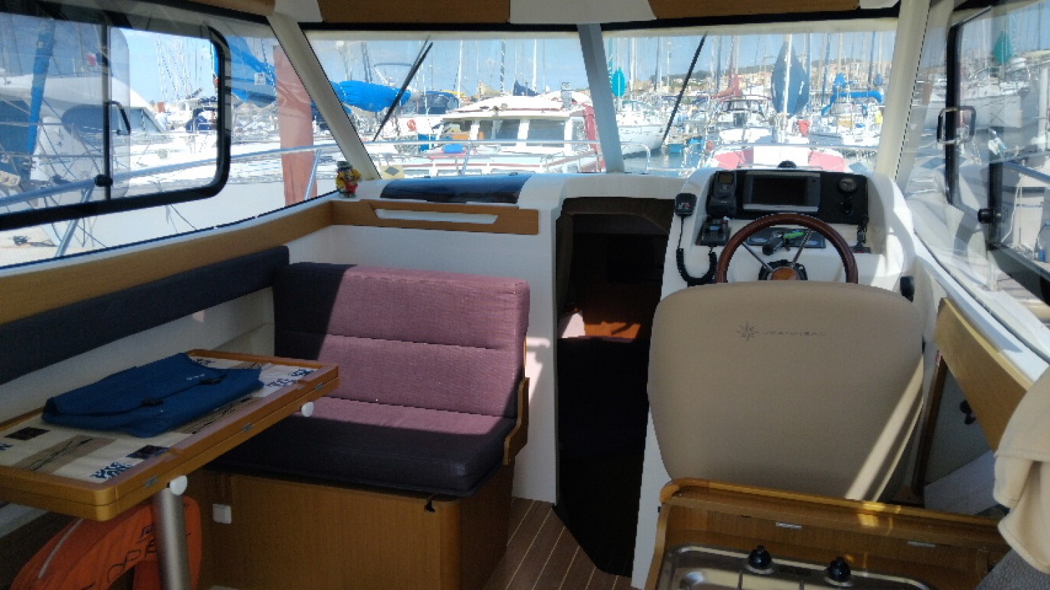 photo Jeanneau Merry Fisher 8