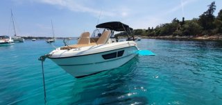bateau occasion Quicksilver Activ 805 Sundeck CAP MED BOAT & YACHT CONSULTING
