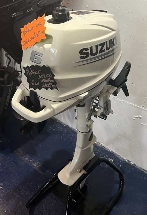 Suzuki DF6A  à vendre par 