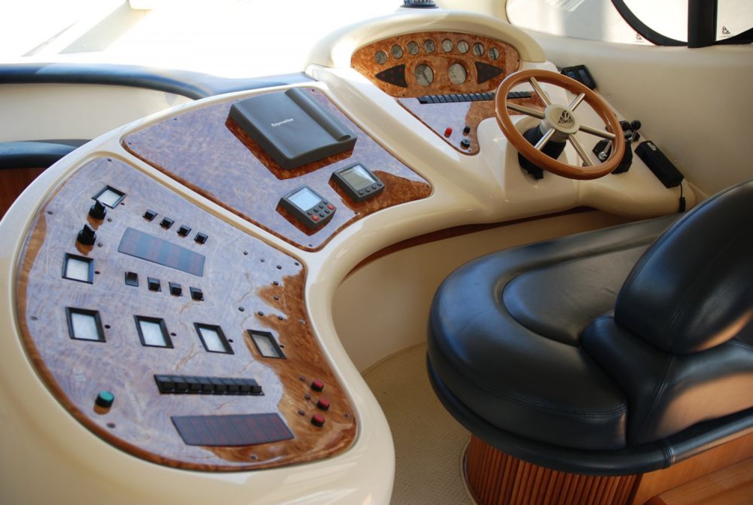 Azimut 46 Fly - Photo 4