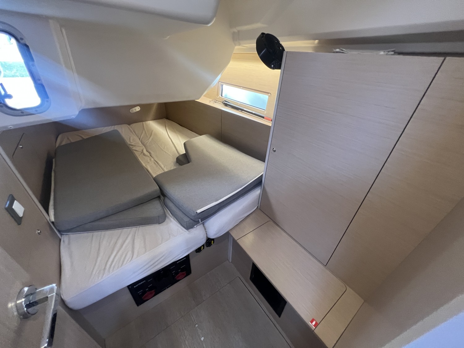 Beneteau Oceanis 40.1 - Photo 10