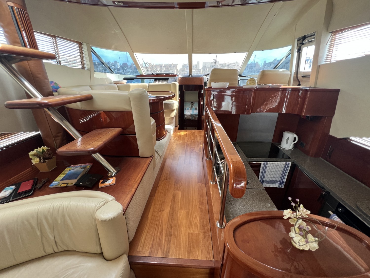 Fairline Squadron 58 - Photo 8