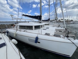Lagoon 420 used for sale