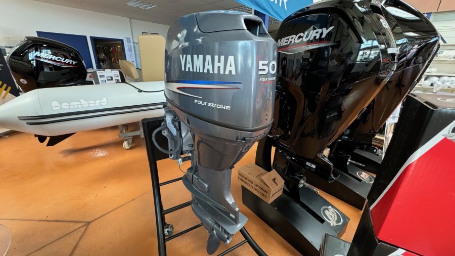 Yamaha F50 à vendre par 