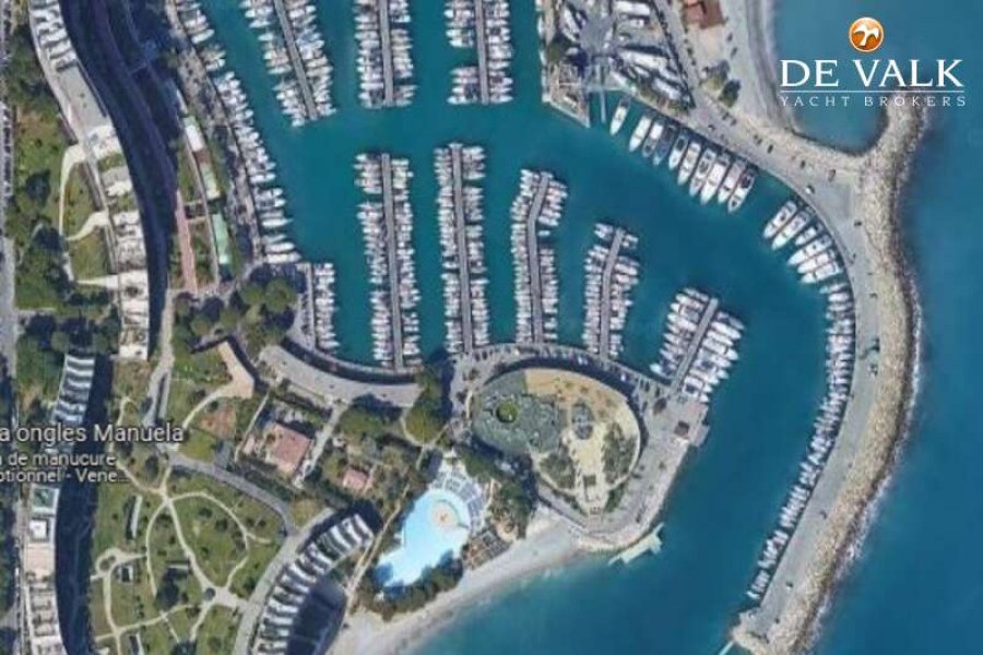 This berth in Marina Baie des Anges has the perfect place in the South of (...) à vendre par 