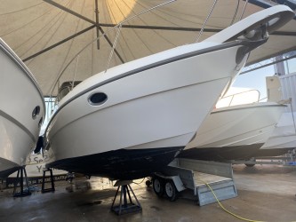 bateau occasion Cranchi Cruiser 32 YACHTING SERVICES