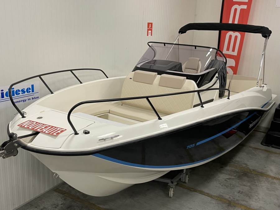 Quicksilver 705 Open Activ à vendre par 