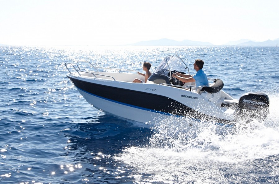 Quicksilver Activ 455 Open à vendre par 