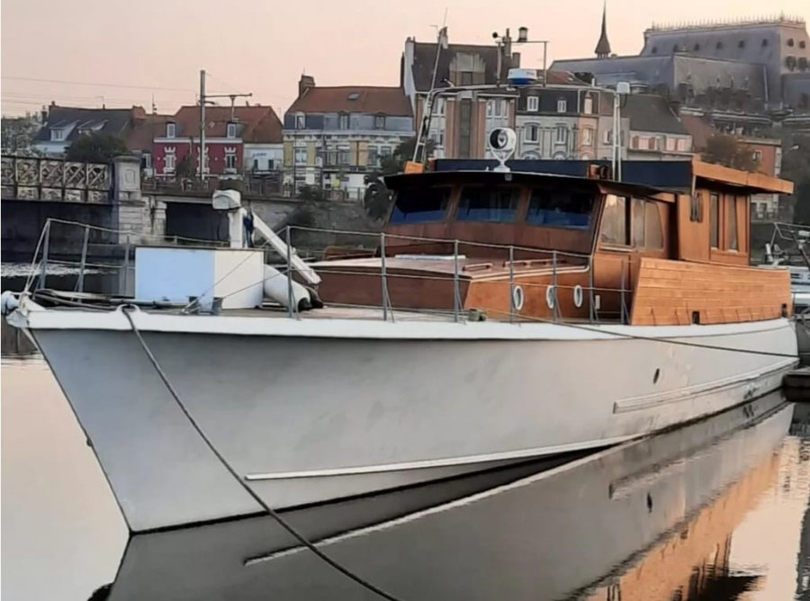 Chantier Naval Esterel Vedette Acajou à vendre par 