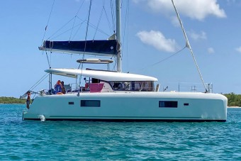 Lagoon 42 used for sale