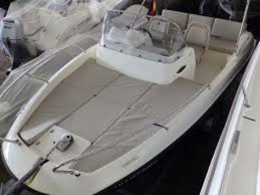 Quicksilver Activ 605 Sundeck neuf