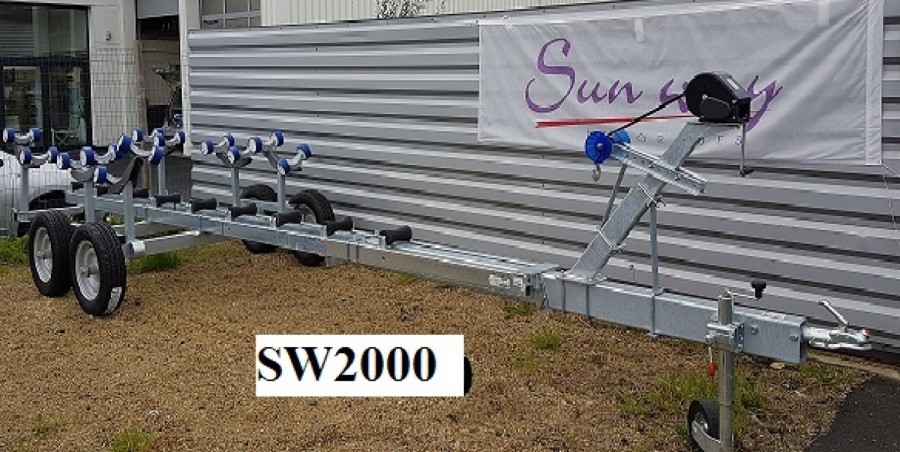 Chariot de mise à l'eau neuf SUNWAY à timon basculant SW2400 à vendre par 