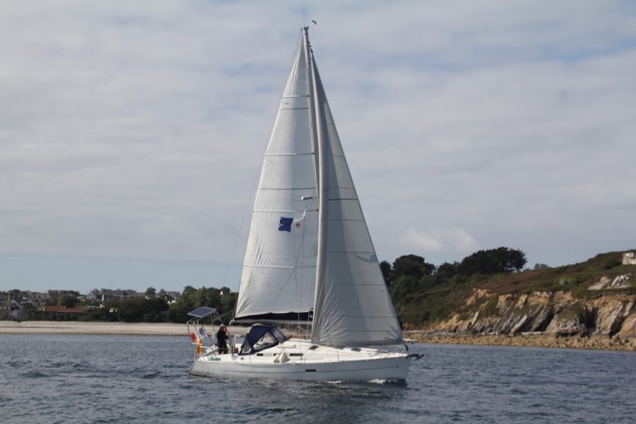 Beneteau Oceanis 323 Clipper occasion