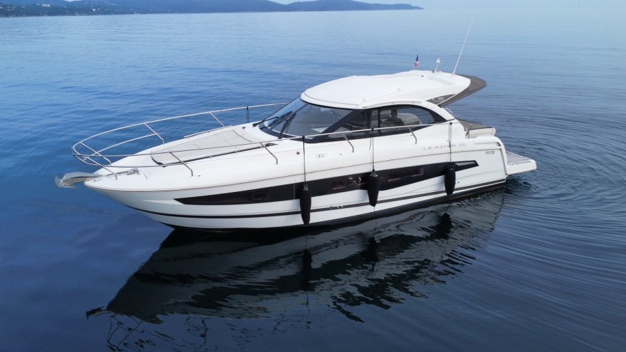Jeanneau Leader 36 à vendre par 