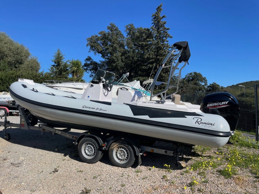 Ranieri Cayman 21 Sport à vendre par 