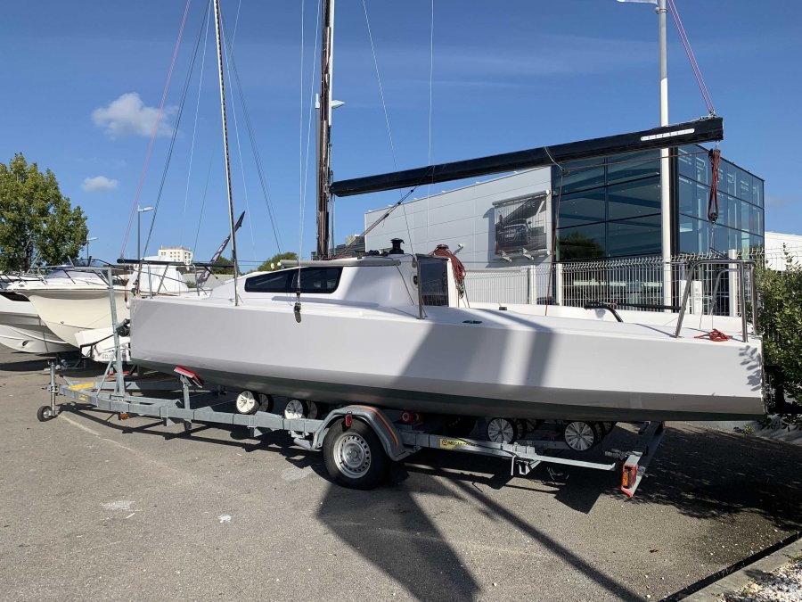 Beneteau First 24 SE