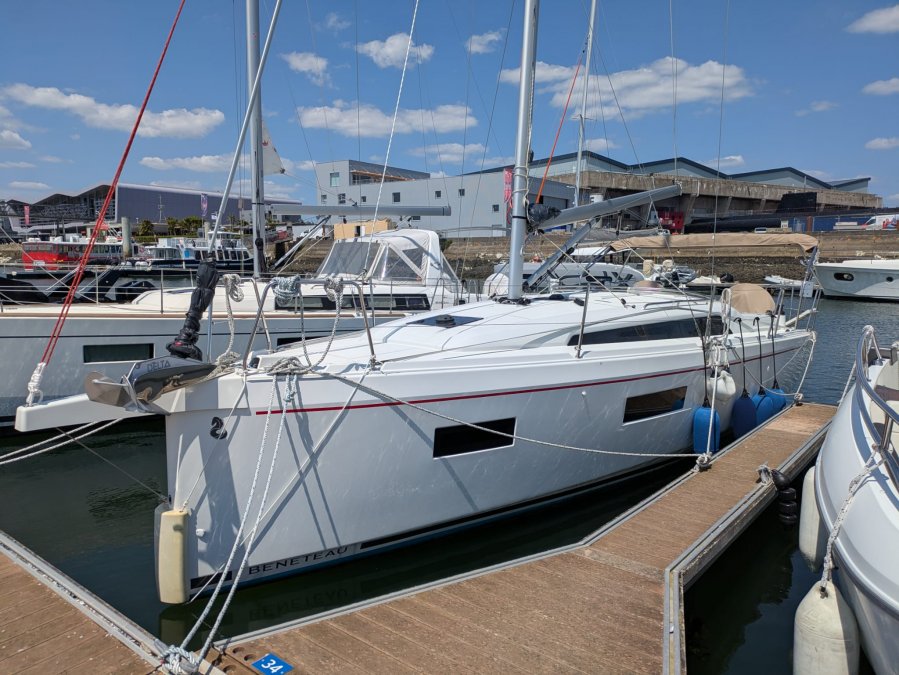 Beneteau Oceanis 34.1