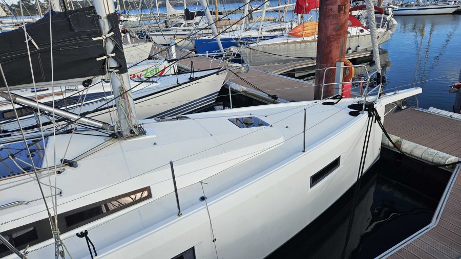 Jeanneau Sun Odyssey 410 Performance