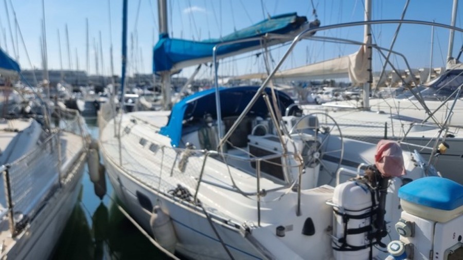 Beneteau Oceanis 351