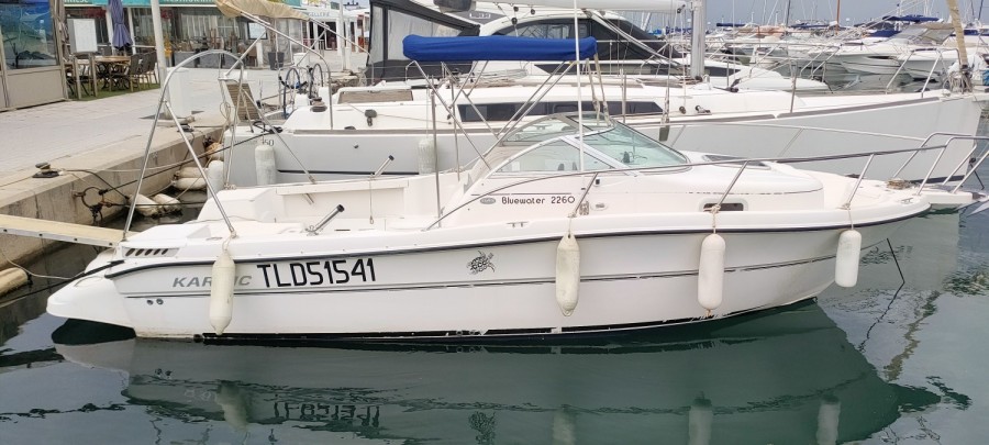 annonce bateau Karnic Bluewater 2260