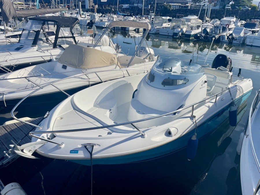 Beneteau Flyer 750 Open gebraucht