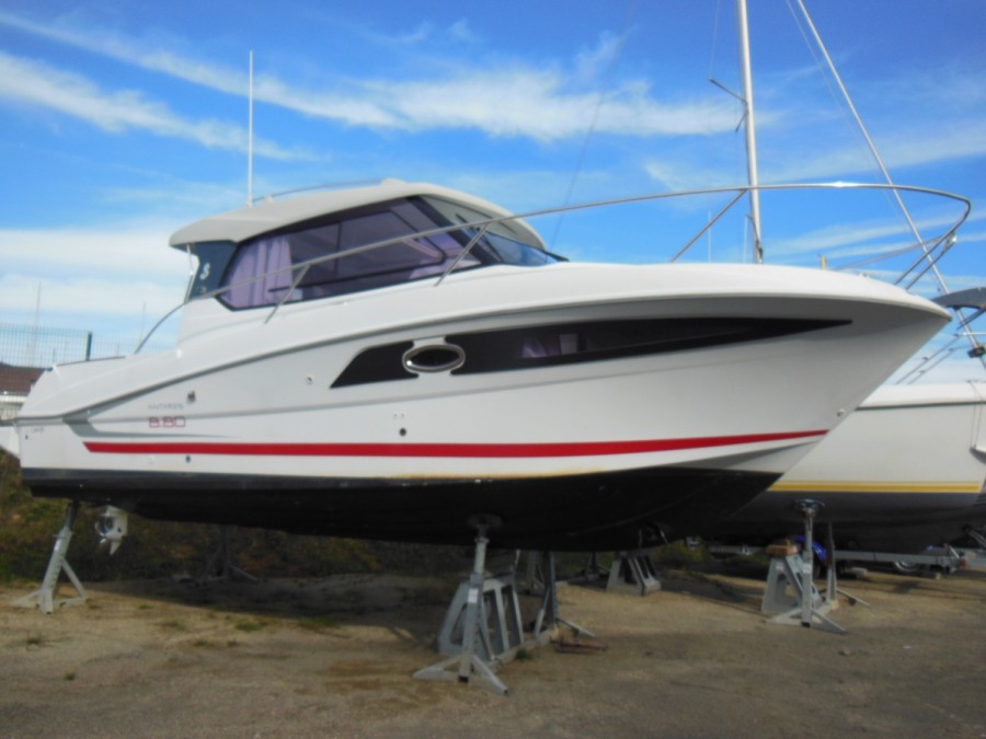 Beneteau Antares 8 OB à vendre par 
