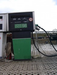 Equipement Portuaire Pompes essence et gasoil � vendre - Photo 3
