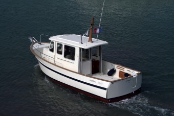 achat bateau Rhea Rhea 730 Timonier SORLUT MARINE OLERONAUTIC