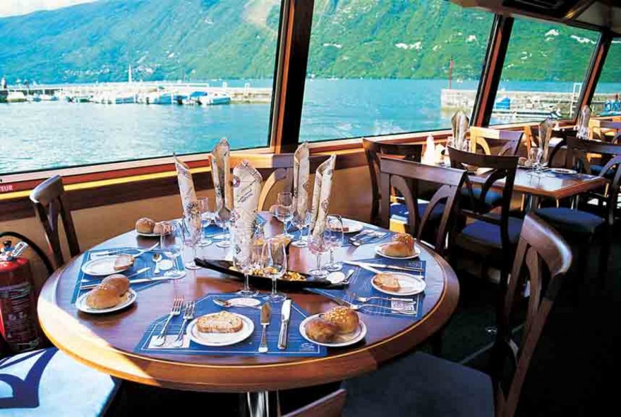 annonce bateau Bateau Passagers Bar Restaurant 75 Pax Luxe