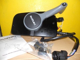 BOITIER DE COMMANDE SUZUKI REF 67200-93J06