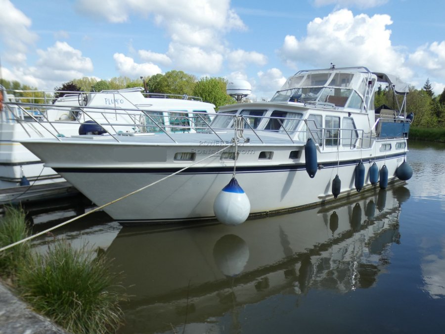 Dutch Barge Motor