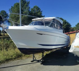 Beneteau Antares 680 used for sale