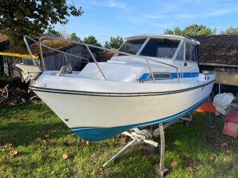bateau occasion Guy Couach Guy Couach 660 HALL NAUTIQUE