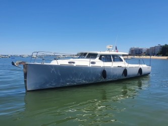 bateau occasion Armor Boat Range Boat 39 HALL NAUTIQUE