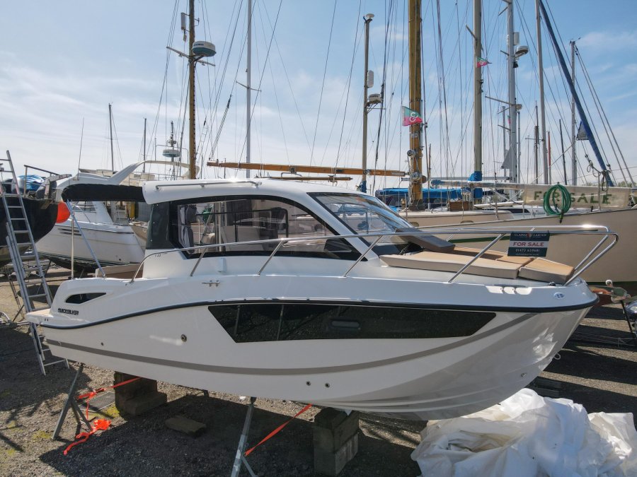 Quicksilver Activ 755 Weekend for sale by 