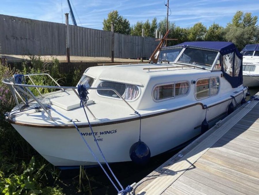 Freeman Marine 26 for sale by 
