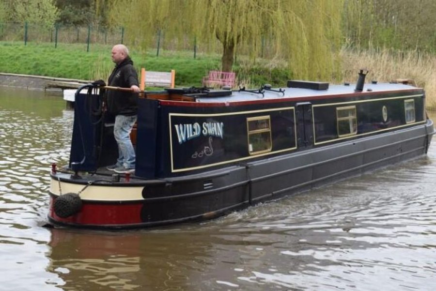 Canalside 57 Semi Trad for sale by 