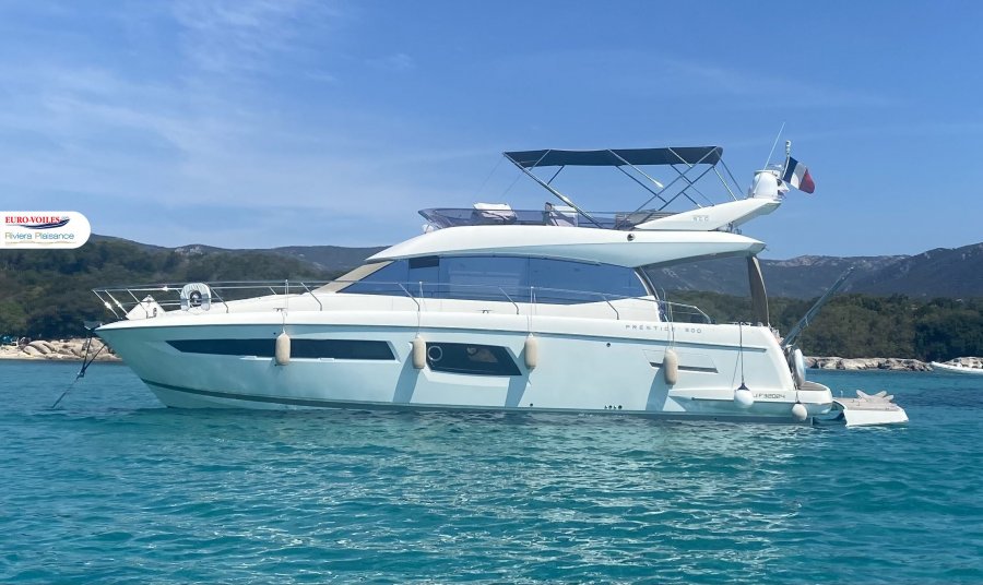 Prestige Yachts 500 Fly