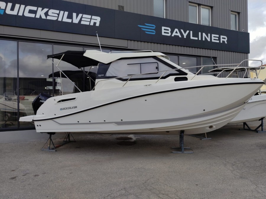 Quicksilver Activ 705 Weekend usato