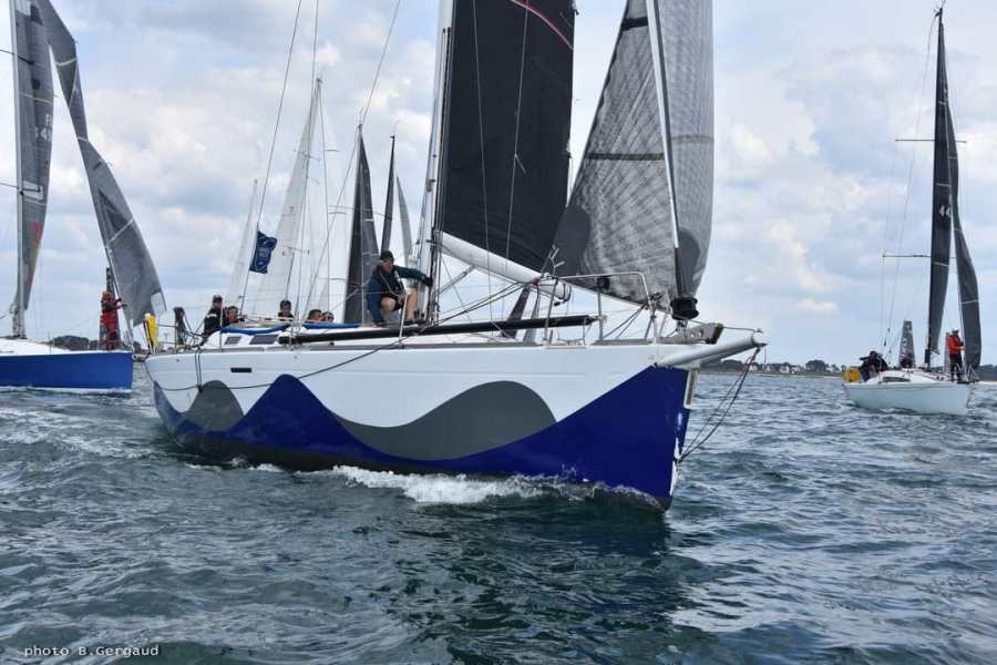 Dufour 44 Race used
