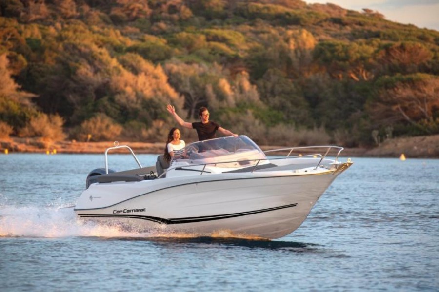 Jeanneau Cap Camarat 6.5 WA Serie 3 neuf