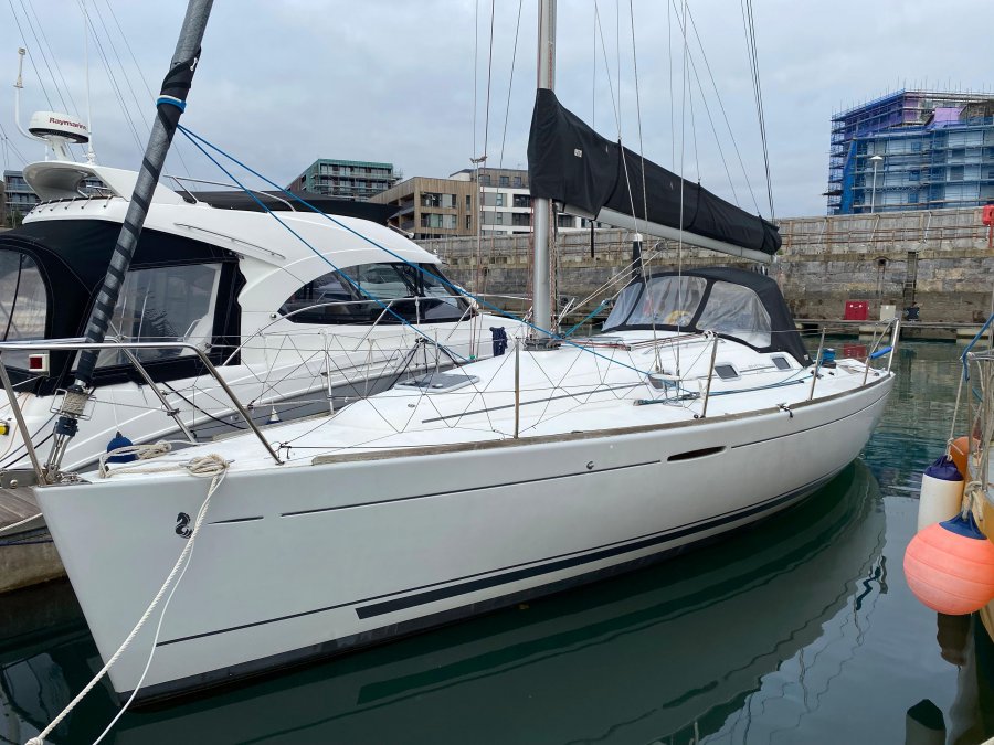 Beneteau First 31.7 for sale by 