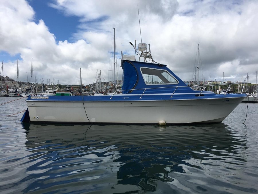 Wellcraft 248 Offshore for sale by 