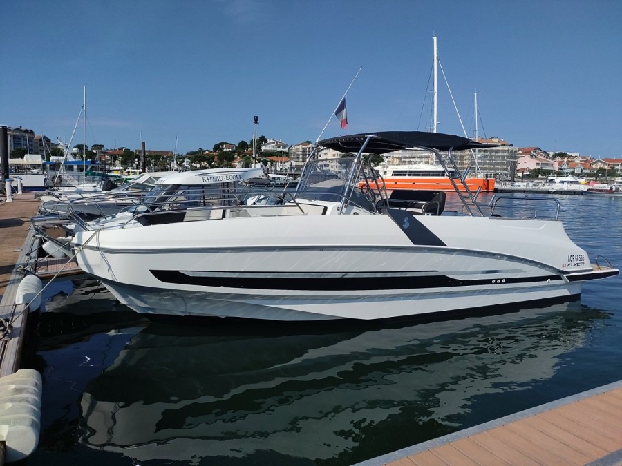 Beneteau Flyer 8.8 SPACEdeck tweedehands