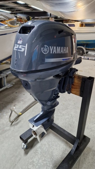 Yamaha F25DMH à vendre par 