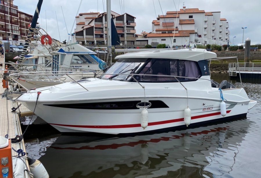 Beneteau Antares 880 occasion